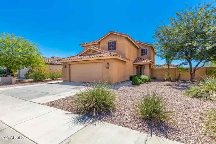 Sundance Community Home: Two-Story House with Pool and Game Room