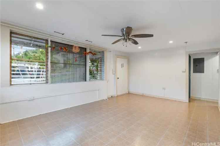 Single-family house For Sale in 1559, Laulani Street, Honolulu, Hawaii