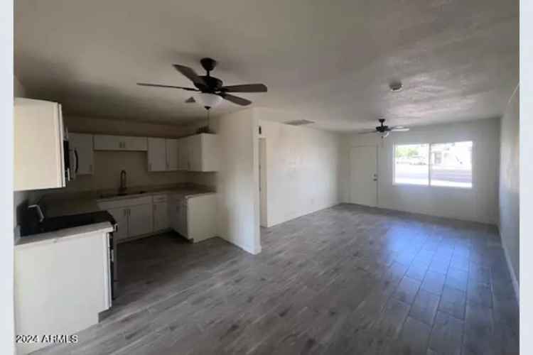 Single-family house For Sale in 3143, West Glendale Avenue, Phoenix, Arizona