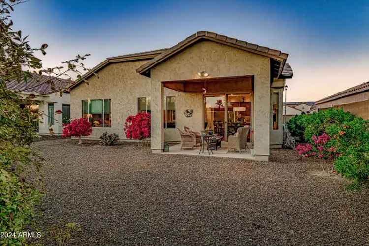 Single-family house For Sale in 16829, West Almeria Road, Goodyear, Arizona