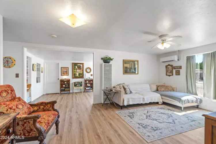 Single-family house For Sale in Wickenburg, Arizona