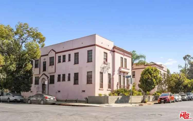 Multi-family house For Sale in Los Angeles, California