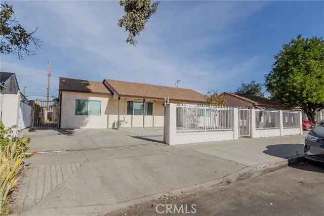 Multi-family house For Sale in 11969, Burton Street, Los Angeles, California