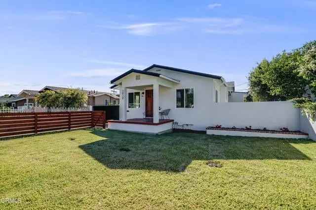 Single-family house For Sale in 3828, Boyce Avenue, Los Angeles, California