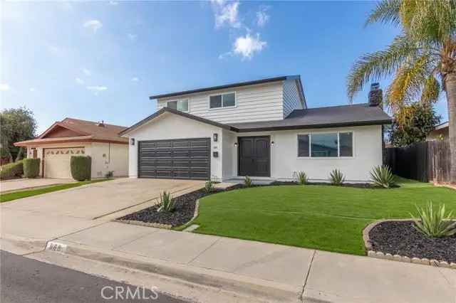 Single-family house For Sale in 868, Narwhal Street, San Diego, California