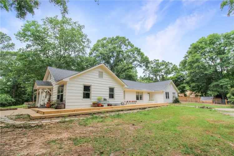 Single-family house For Sale in 2132, Canary Drive, Auburn, Alabama