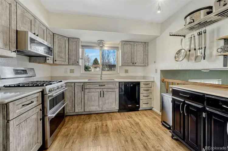 Single-family house For Sale in 1319, Wooten Road, Colorado Springs, Colorado