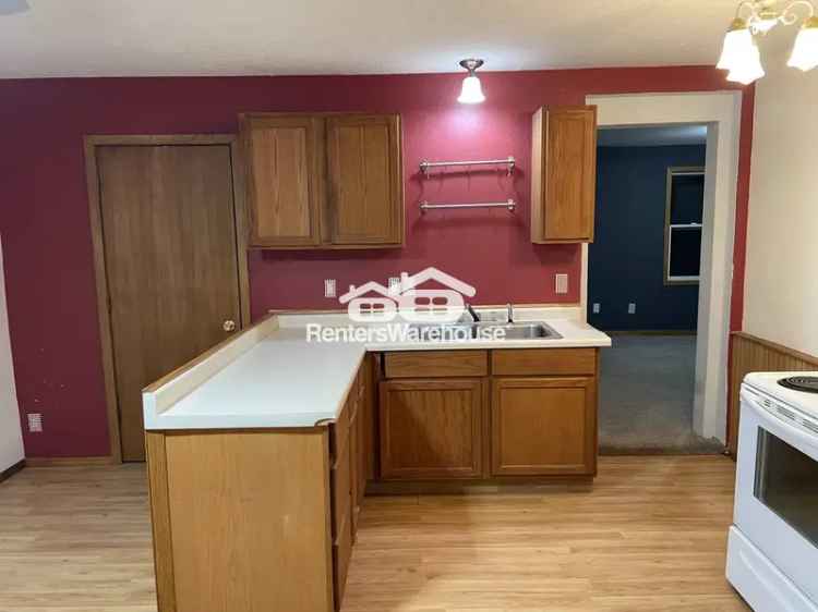 2-Bedroom Duplex Home for Rent - Main Level Amenities, Pet-Friendly