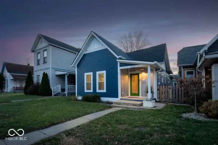 Single-family house For Sale in 1106, Linden Street, Indianapolis, Indiana