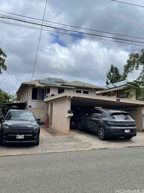 Single-family house For Sale in 1542, Meyers Street, Honolulu, Hawaii