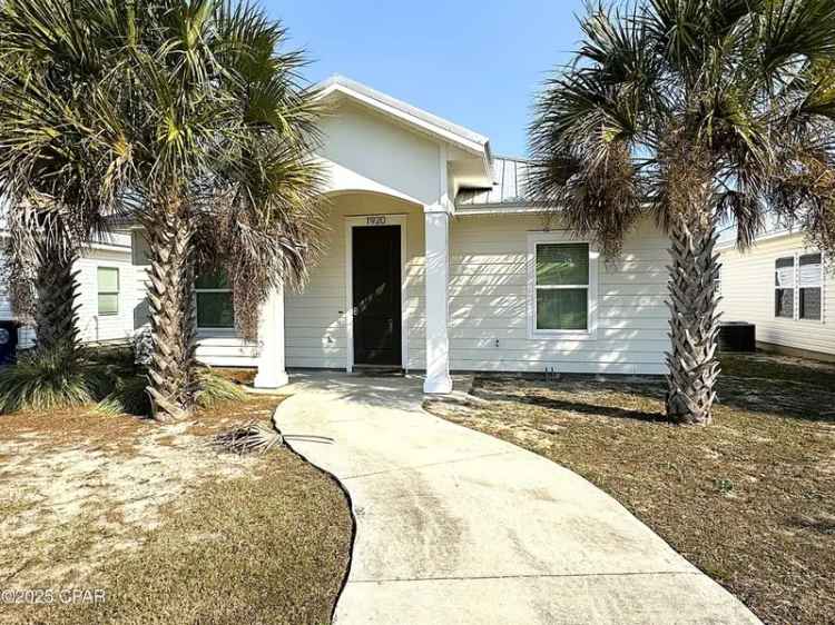 Single-family house For Sale in 1920, Danford Avenue, Panama City, Florida