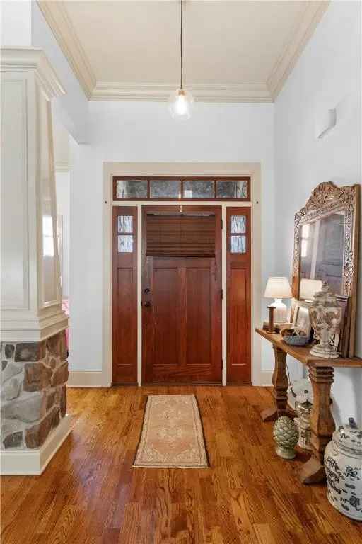 Single-family house For Sale in 1896, Blue Creek Lane, Auburn, Alabama