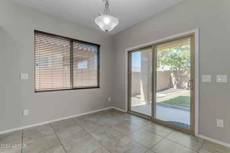 Single-family house For Sale in 736, East Gold Dust Way, San Tan Valley, Arizona