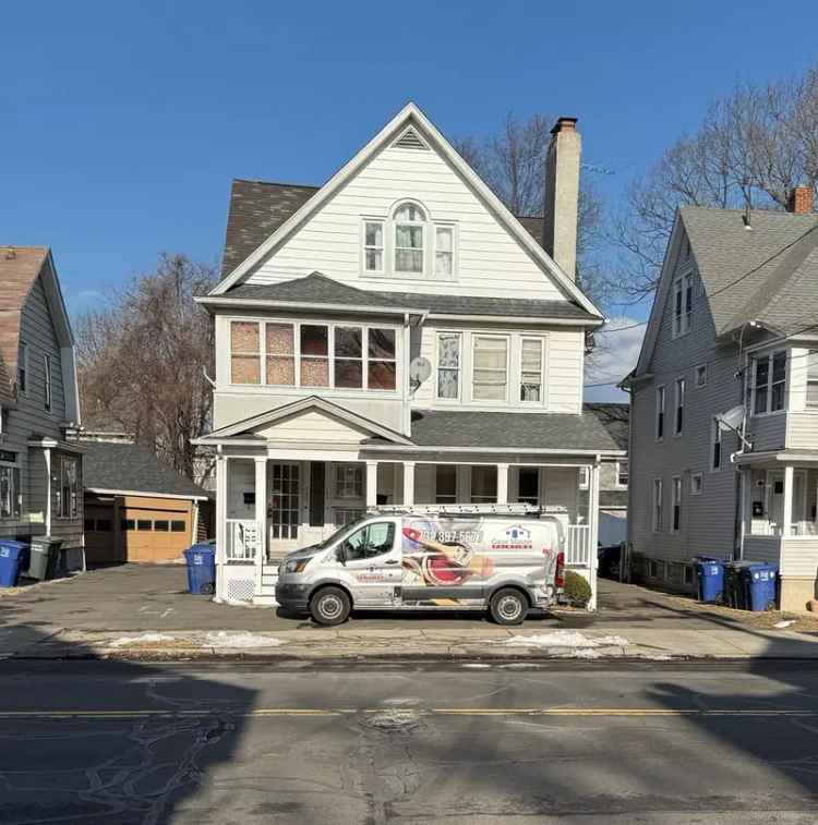 Multi-family house For Sale in 724, Capitol Avenue, Bridgeport, Connecticut