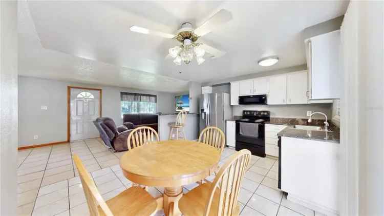 Single-family house For Sale in 316, Davenport Avenue Northeast, Saint Petersburg, Florida