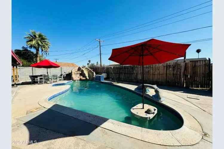 Single-family house For Sale in 3125, West McLellan Boulevard, Phoenix, Arizona