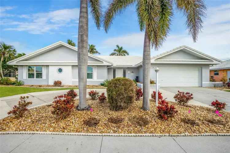 Single-family house For Sale in 760, Bal Harbor Boulevard, Punta Gorda, Florida