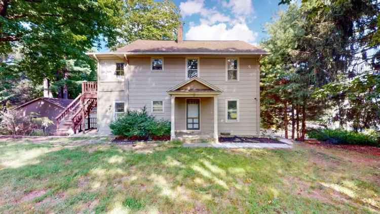 Multi-family house For Sale in 18, Murray Street, Norwalk, Connecticut