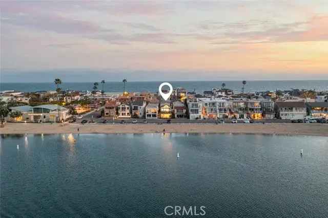 Multi-family house For Sale in 1809,1809 1/2, West Bay Avenue, Newport Beach, California