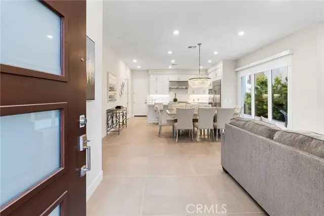 Condo For Sale in 255, Chorus, Irvine, California