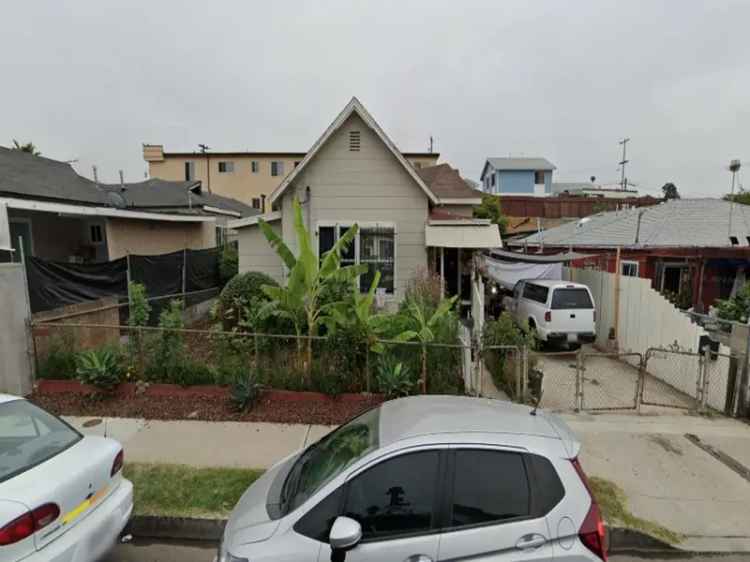 Multi-family house For Sale in San Diego, California