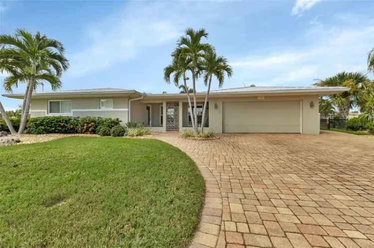 Single-family house For Sale in 1797, Boca Raton Court, Punta Gorda, Florida