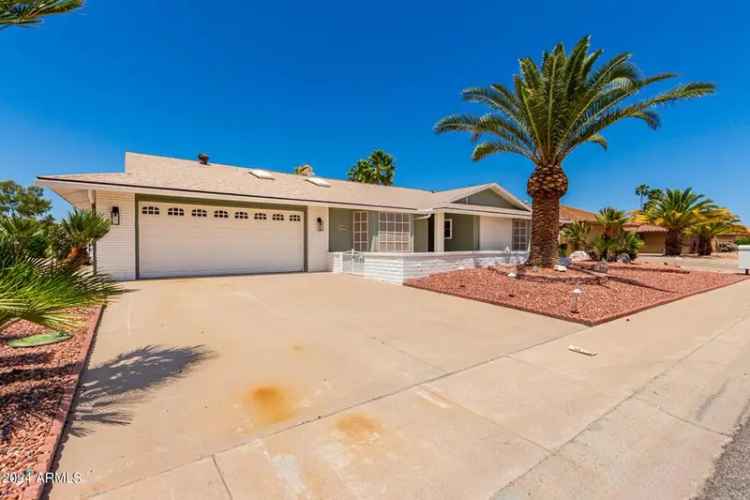 Single-family house For Sale in 12406, West Cougar Drive, Sun City West, Arizona