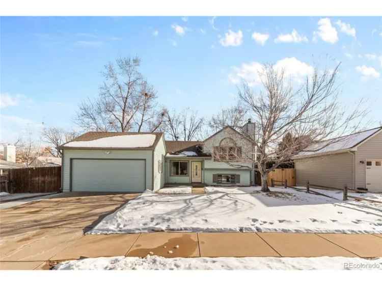 Single-family house For Sale in 6280, Zinnia Street, Arvada, Colorado