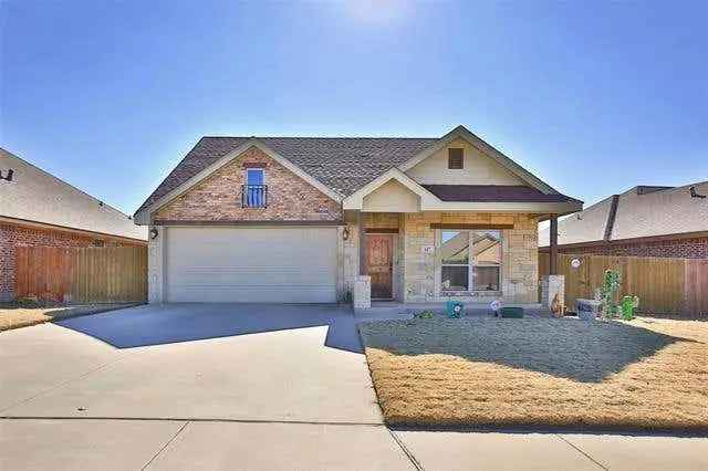 Single-family house For Sale in 617, Running Water Trail, Abilene, Texas