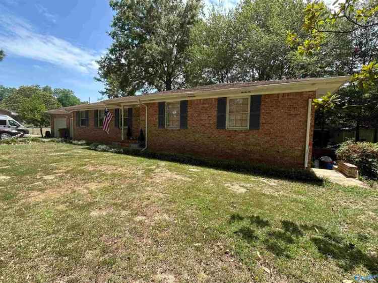 Single-family house For Sale in Hartselle, Alabama