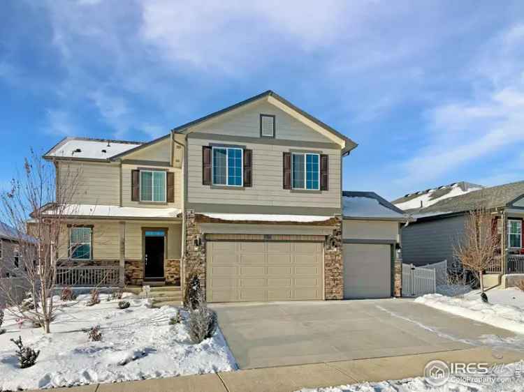 Single-family house For Sale in Firestone, Colorado