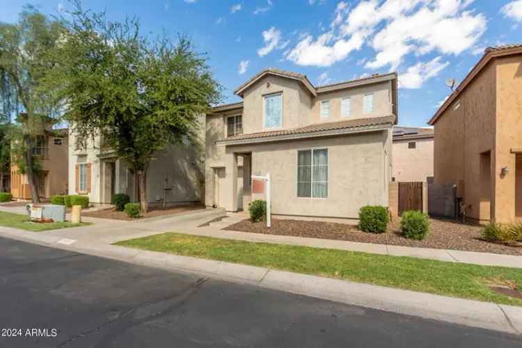 Single-family house For Sale in Phoenix, Arizona