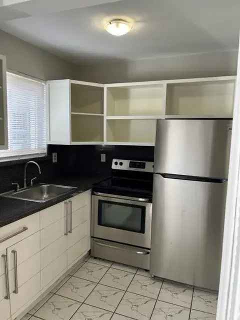 1 Bedroom Spanish Duplex in Little Havana with Private Garden