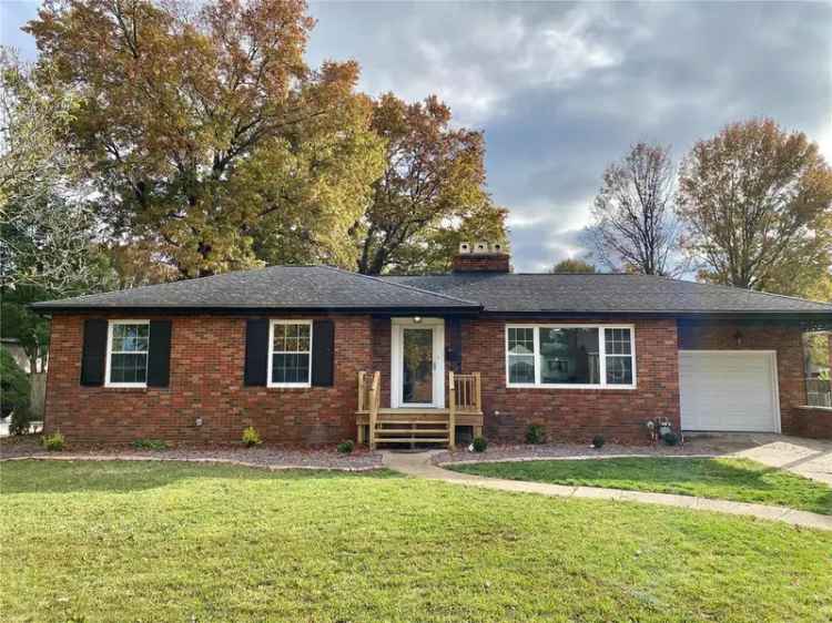 Single-family house For Sale in 2208, Richmond Avenue, Granite City, Illinois