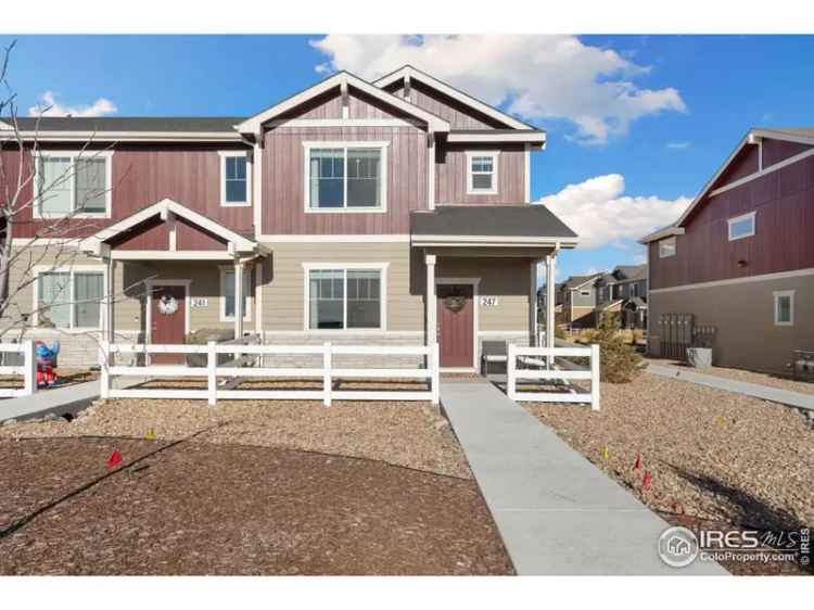 Single-family house For Sale in Johnstown, Colorado