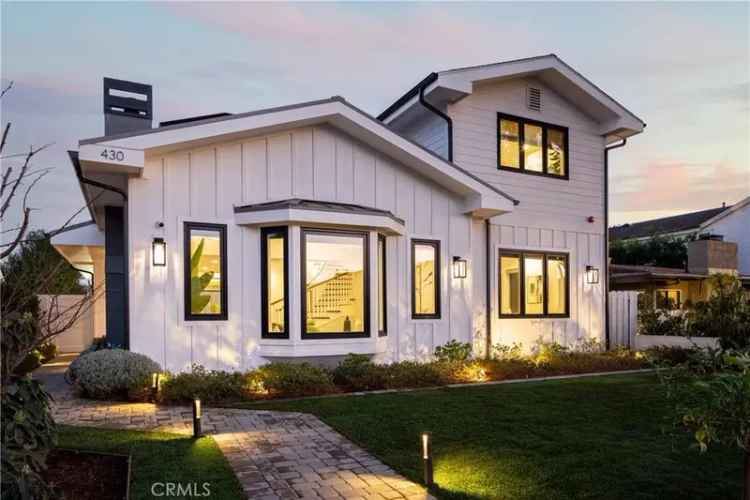 Single-family house For Sale in 430, Fullerton Avenue, Newport Beach, California