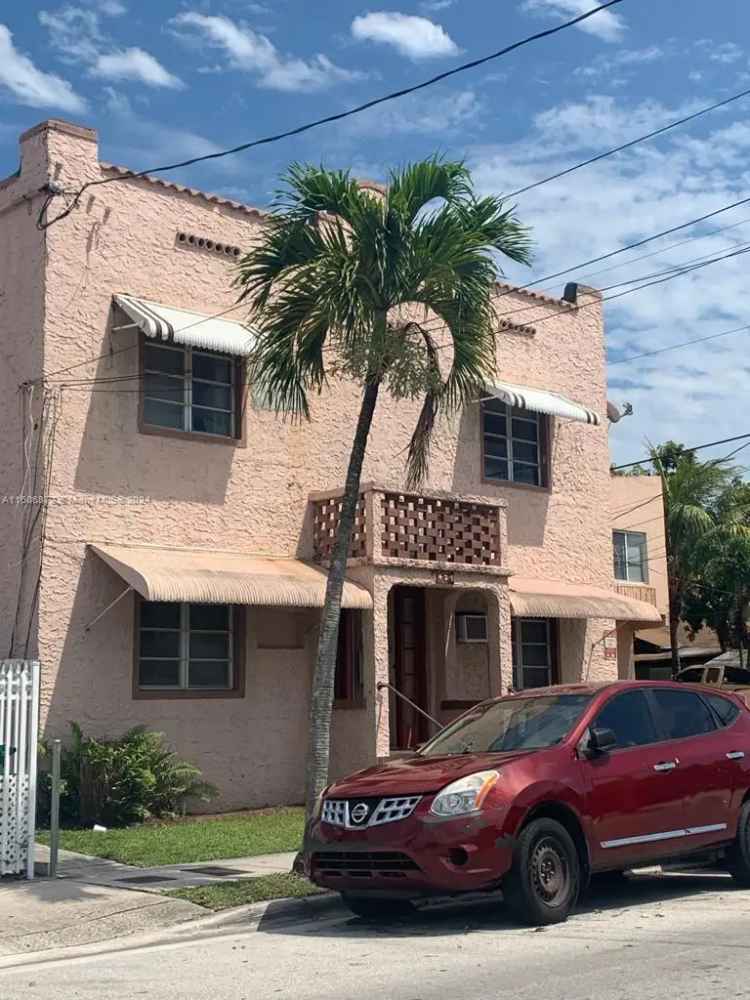 Multi-family house For Sale in 429, Northwest 13th Avenue, Miami, Florida