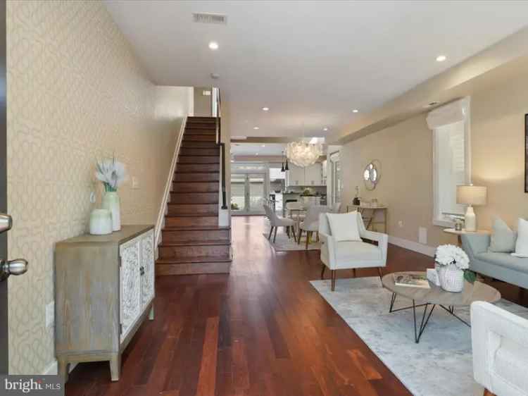 Single-family house For Sale in 1524, Gales Street Northeast, Washington, District of Columbia