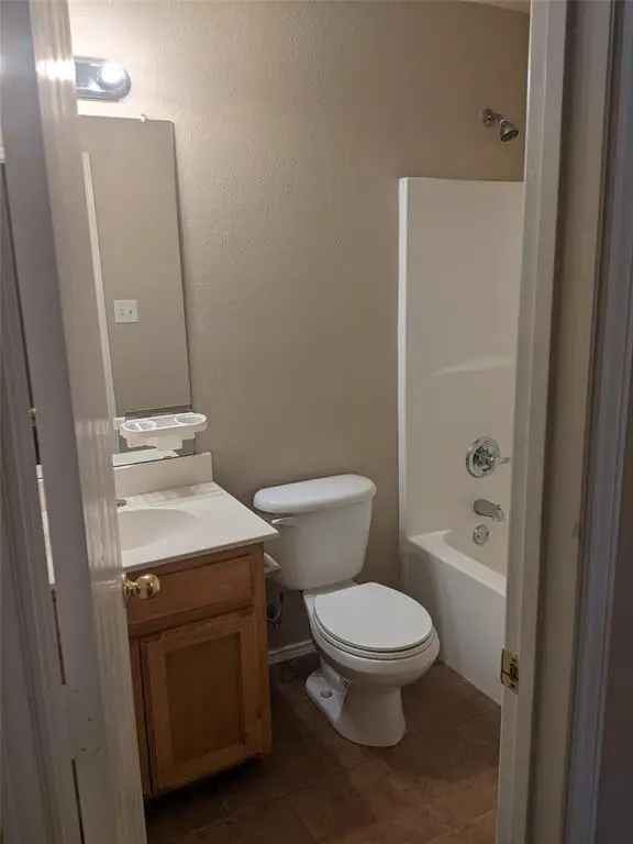 Duplex For Sale in Azle, Texas