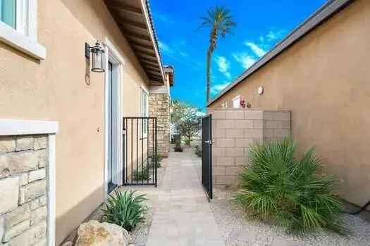 Single-family house For Sale in Indio, California