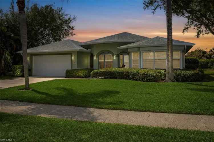 Single-family house For Sale in East Naples, Florida