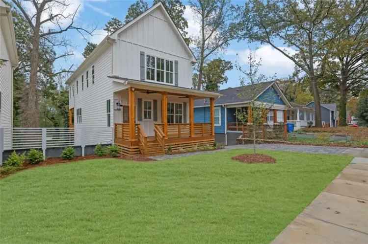 Single-family house For Sale in 830, Gaston Street Southwest, Atlanta, Georgia