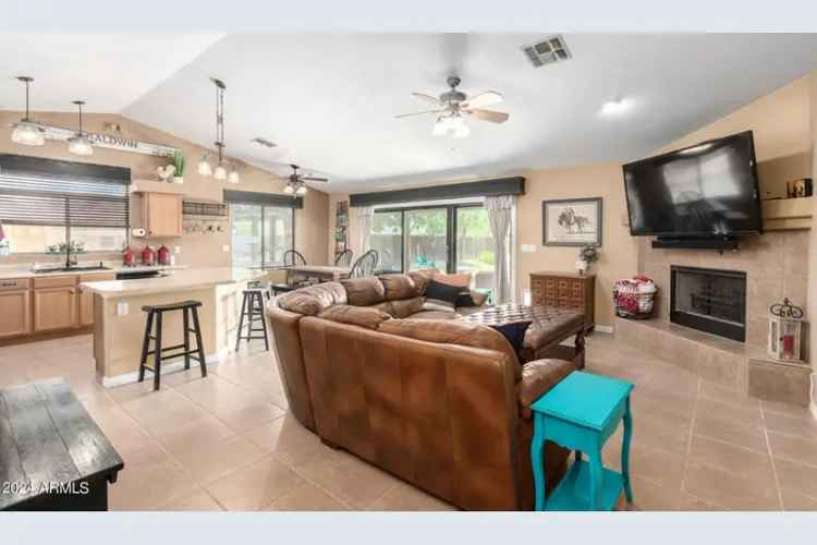 Single-family house For Sale in 26110, South 196th Street, Queen Creek, Arizona