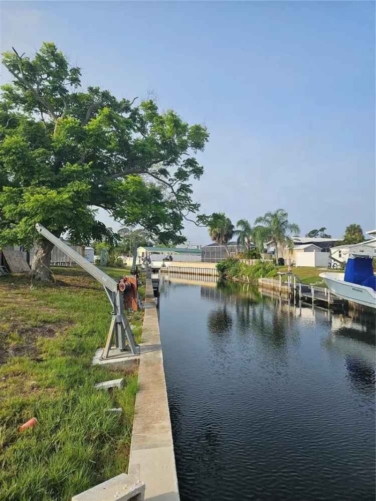 Land For Sale in Englewood, Florida