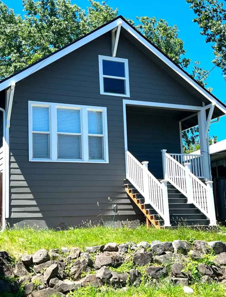 2 Bed 1 Bath House for Rent East Capitol Hill Central District