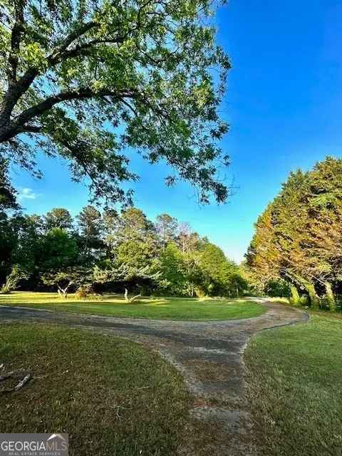 Single-family house For Sale in 2505, Commerce Road, Athens, Georgia