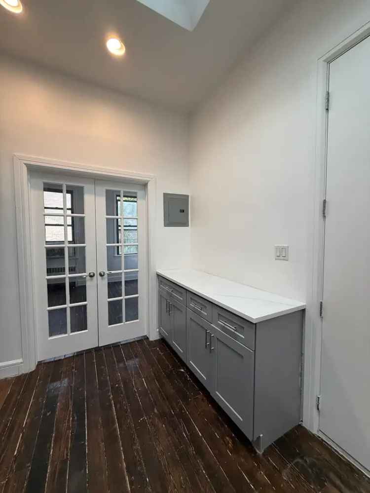 Williamsburg 1-Bedroom Apartment for Rent