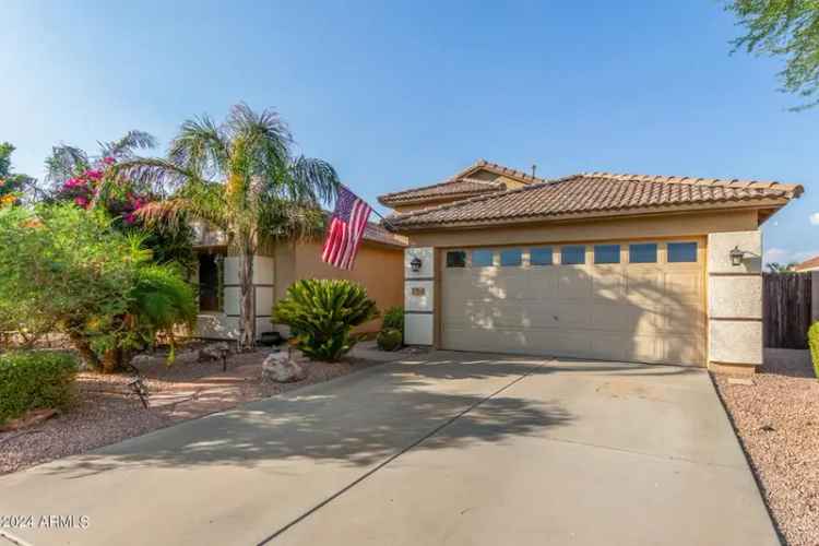 Single-family house For Sale in 2260, West Mineral Butte Drive, San Tan Valley, Arizona