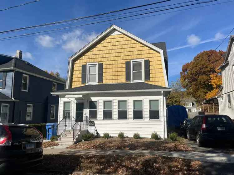 Single-family house For Sale in 94, Knoll Street, Waterbury, Connecticut