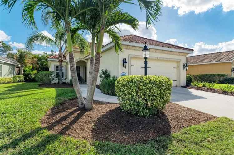 Single-family house For Sale in 11435, Fort Lauderdale Place, Venice Gardens, Florida